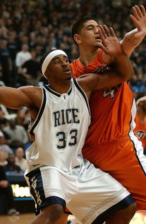 澳亚国际官方下载-辽宁男篮击败上海男篮，豪取四连胜，辽宁男篮战胜上海男篮